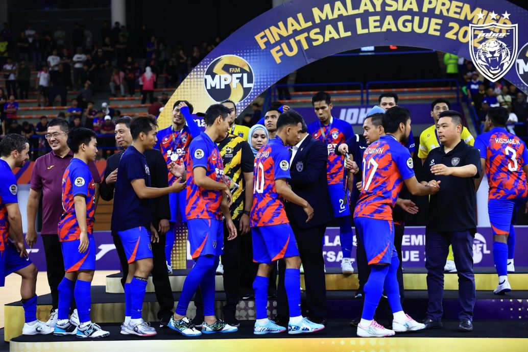 那支战无不胜的南虎输了? 不!输的是室内足球队