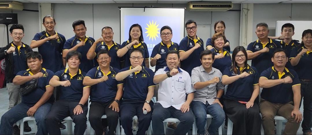 锺燊庆:马华重视政治教育工作 强化党员为民服务信念