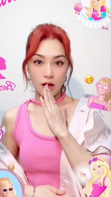 阿娇潮玩芭比Filter 　粉红背心配红发可爱爆灯