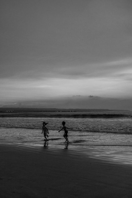 陈子韩/前浪死在沙滩上