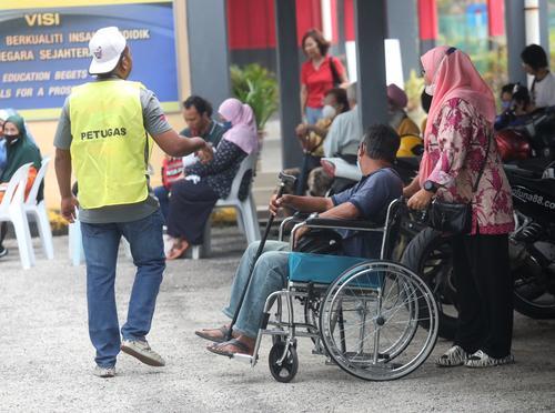  雪州有4投票站2PM就关了！