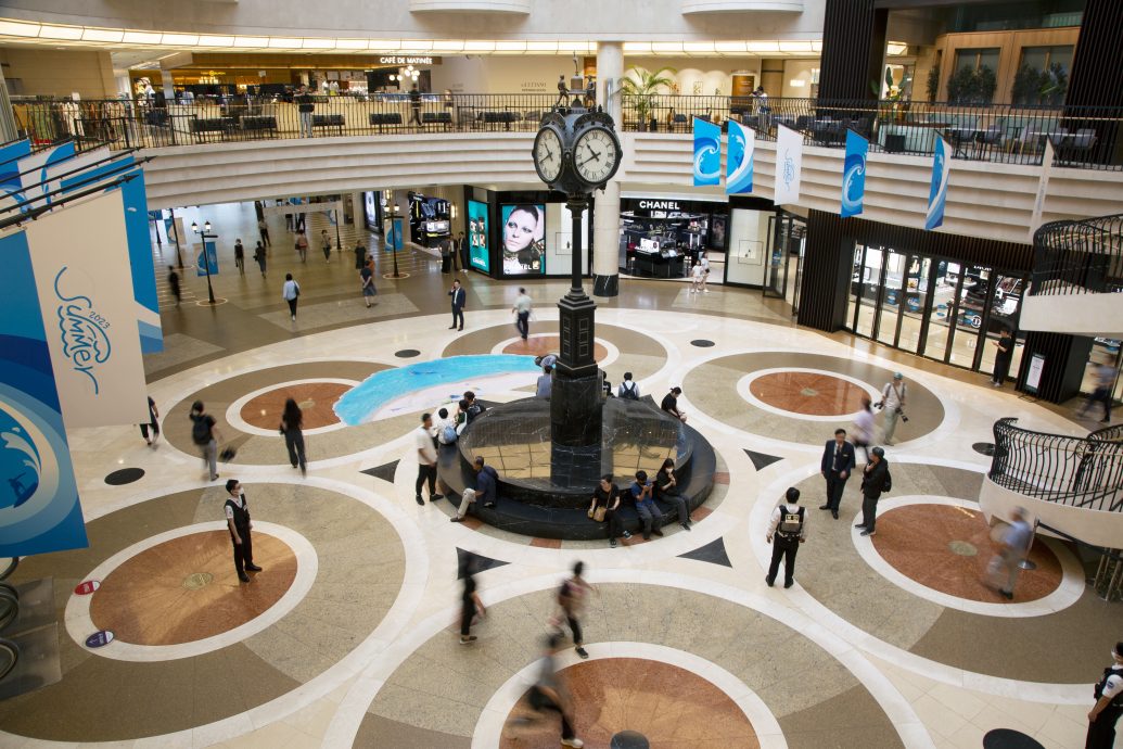 韩国刺伤案 目击者:在二楼旁观 忽闻嫌凶正上二楼来……