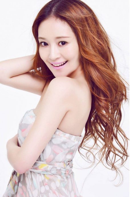 首季选手爆《好声音》黑幕 遭威胁“不签约就毁掉”