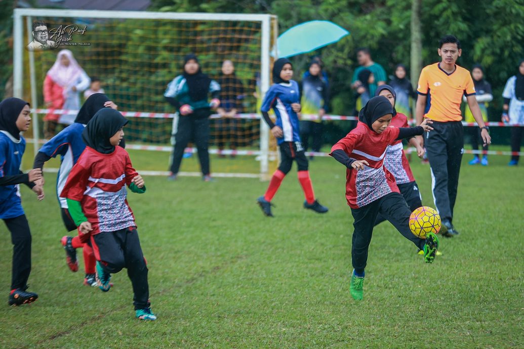首长:使用率低 不建新室内体育馆
