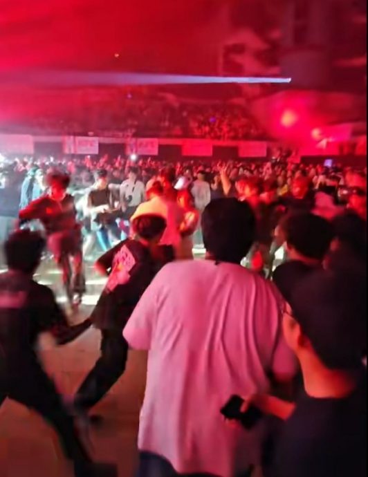 骂KFC演唱会邀宗教学校生出席·伊党YB:震惊及悲痛万分