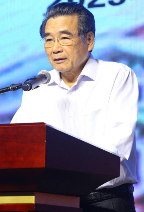 黄文华:一旦解散 南大校友会将变现资产 悉数捐独中