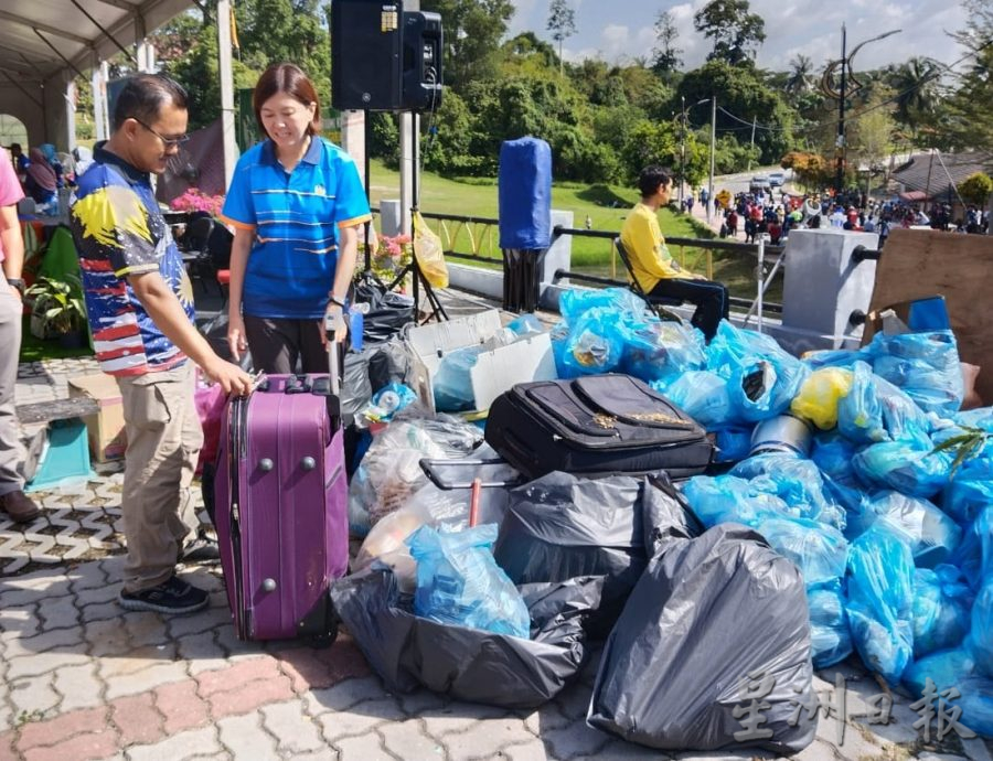 黄诗情：给不属地方政府管辖村子 州政府拨300万清理垃圾