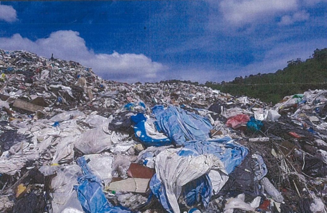 (交清江):国:【特稿】(2文1)土地遭人非法倾倒垃圾,地主多番报警采取行动求助无门