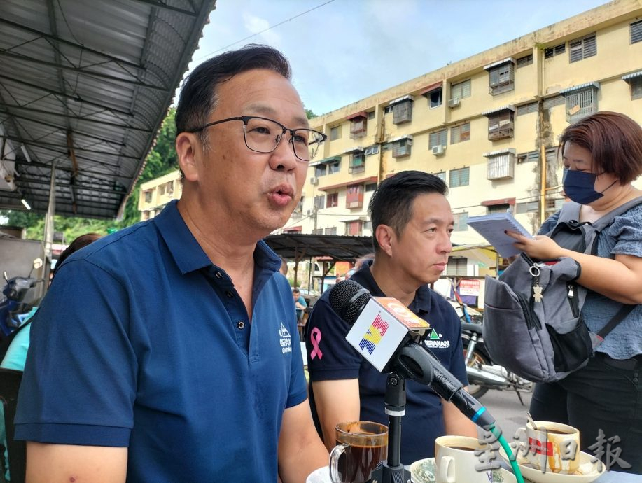 (全国版)国盟州属采用不同国庆日标志? 刘华才:国盟不认同