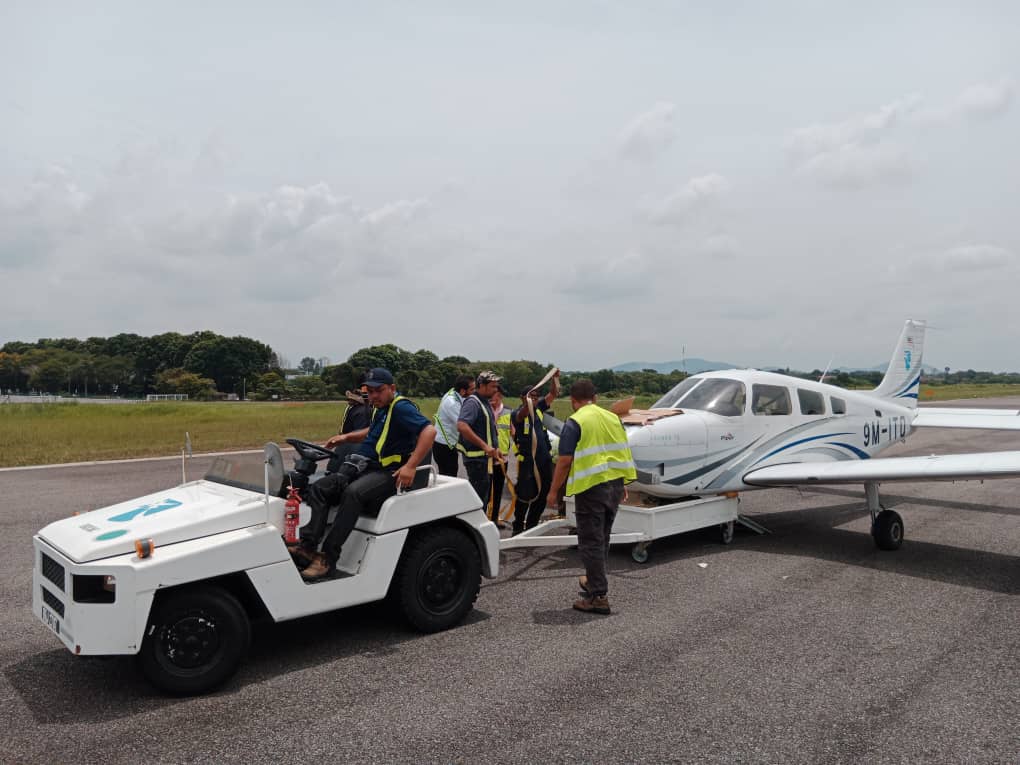 (全国版)小型飞机著陆时失控