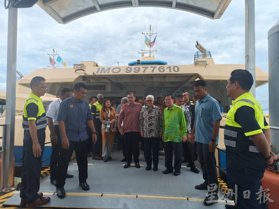 陆兆福望“旅游化”槟渡轮　建议可在渡轮办婚礼