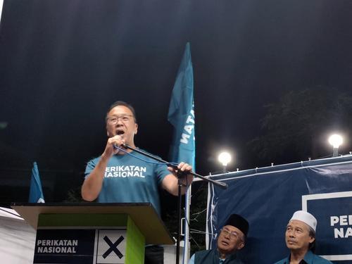 (全国)选党不选人 党领袖缓颊 刘华才没输太多
