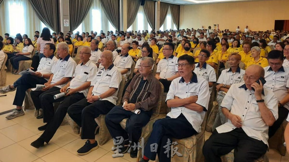 (古城封底主文)林万锋:绿潮掀起是人民怨气所致