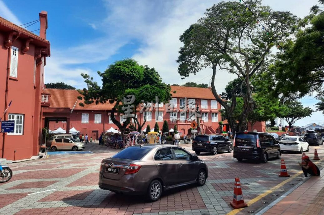 (古城封面主文)红屋区及周边街道本周六起,每逢周六傍晚封路