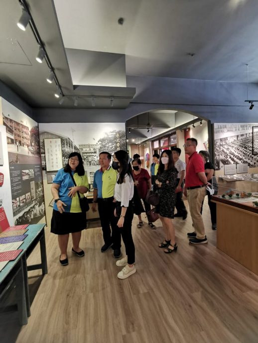 (古城第七版主文)平民校友会常年大会 温满妹吁校友加入回馈母校