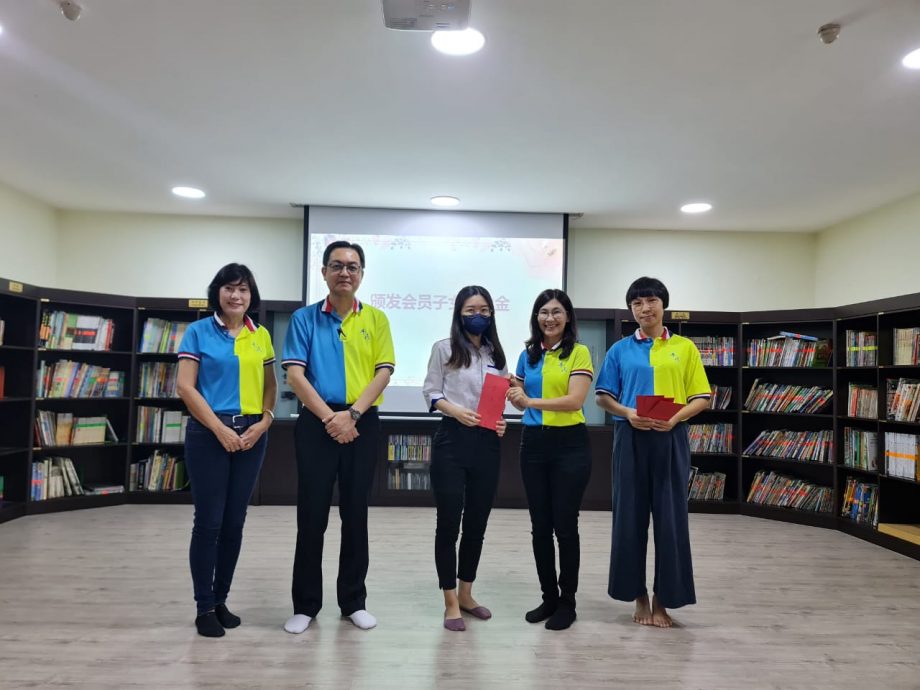 (古城第七版主文)平民校友会常年大会 温满妹吁校友加入回馈母校