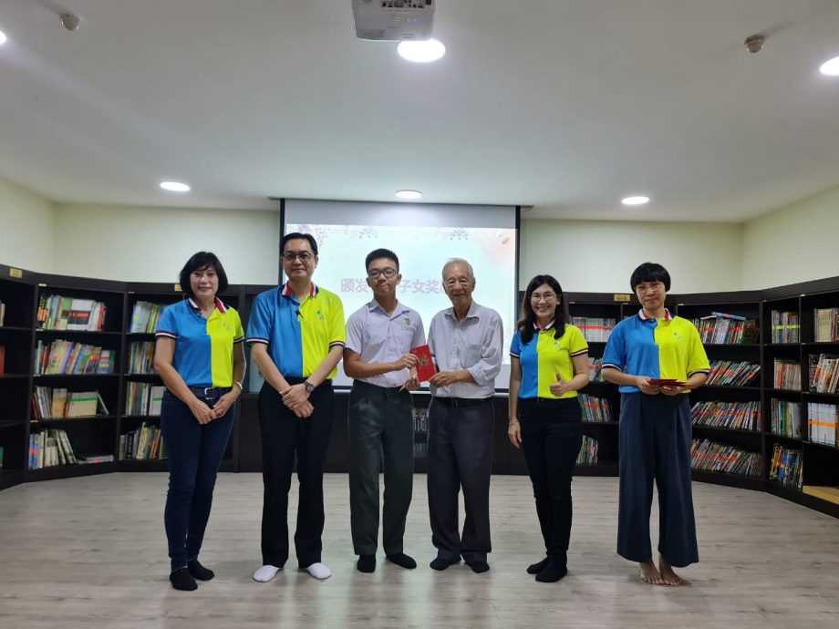 (古城第七版主文)平民校友会常年大会 温满妹吁校友加入回馈母校