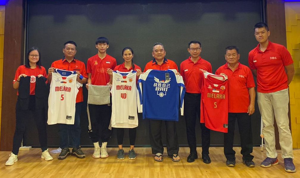 （古城第七版主文）男女篮球锦标赛授旗礼