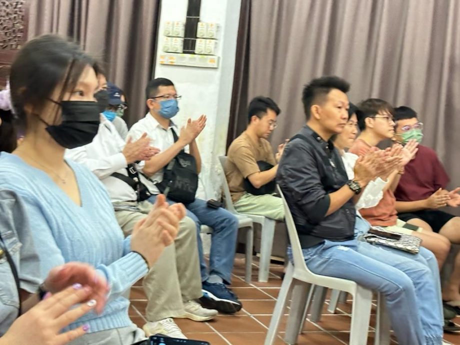 （古城第五版主文）周金亮《笑唱人生》 音乐弹唱分享会