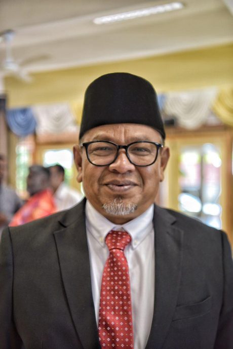 威南一名教育部长,一名首席部长及2名行政议员