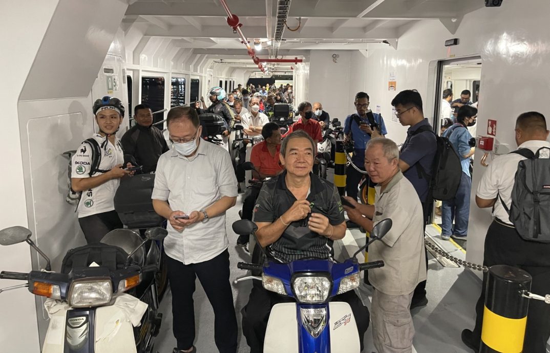 新渡轮往返槟威皆收费?