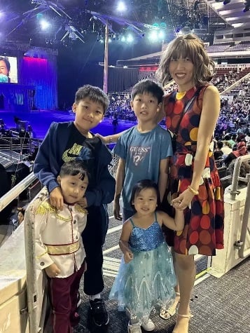 (已签发)全国:暖势力:罹患末期乳癌仍坚持选美 年轻妈妈冀教育孩子勇敢追梦