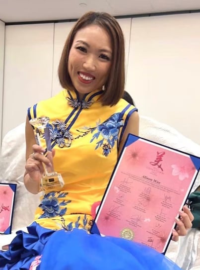 (已签发)全国:暖势力:罹患末期乳癌仍坚持选美 年轻妈妈冀教育孩子勇敢追梦