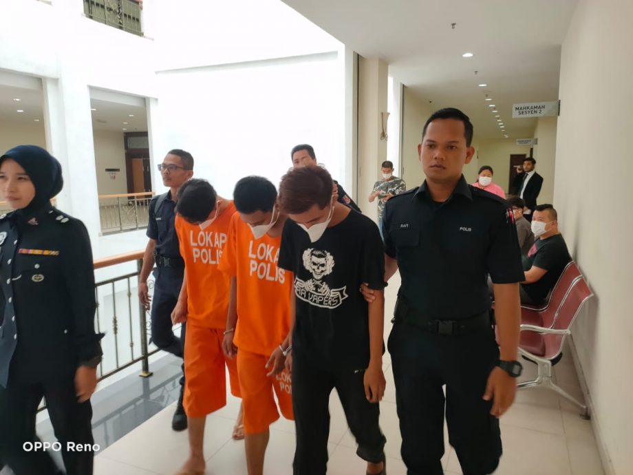 （已签发）全国：SPM优异生与网友被控强奸12岁少女  3人各以8000令吉保外候审