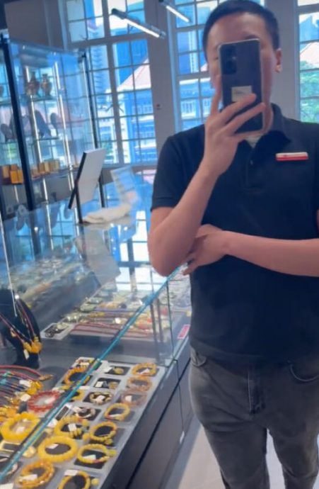 (已签发)柔:狮城二三事:“视频哥”被指上班期间 频骚扰女员工