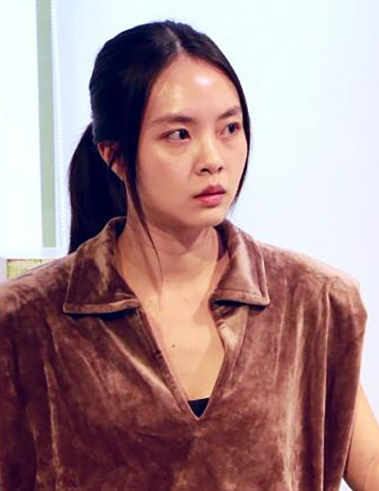 (已签发)柔:狮城二三事:赴台培训 黄暄婷演怒瞪 隐形眼镜掉落
