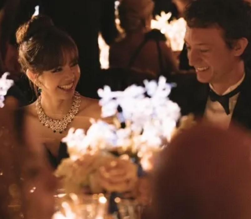 Lisa意大利看秀 首富儿爱相随甜蜜热聊