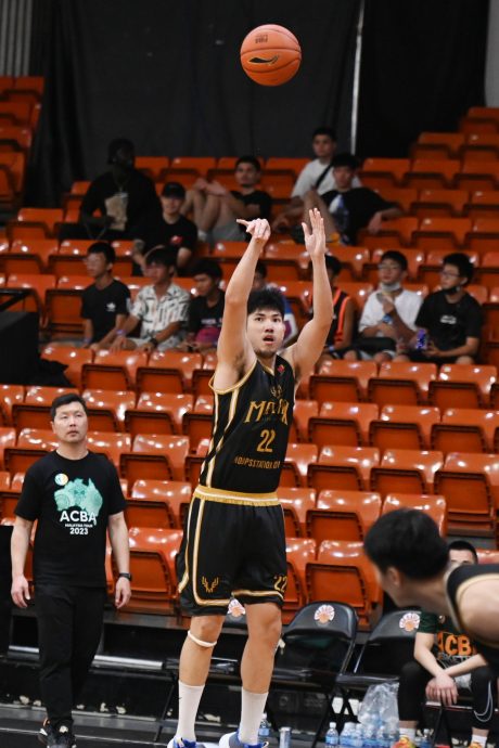 MBL男篮国际邀请杯| 马六甲星航训练有素  金群利主帅：半决赛是硬仗