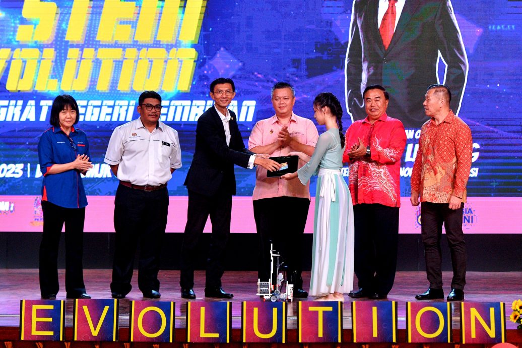 NS2芙蓉/杨文来:工业革命继续前进,学生也要具备丰富知识迎接挑战