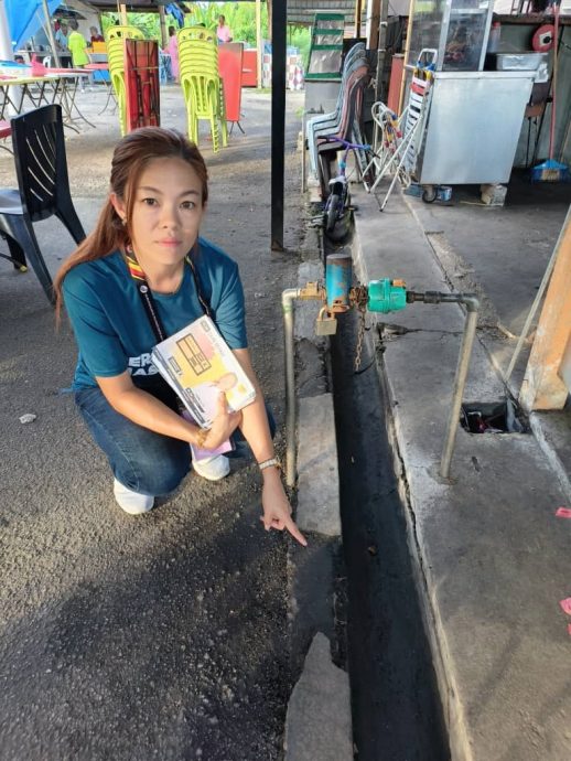 NS淡边/杨丽怡巡视高润利花园简陋的小贩中心