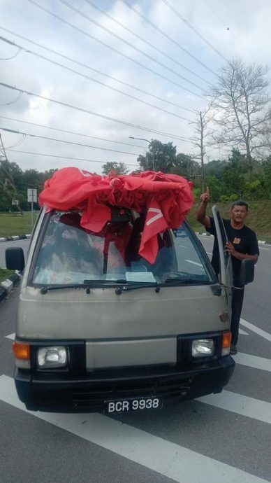 NS芙蓉:州选结束,各区竞选宣传品陆续撤走,告别旗海
