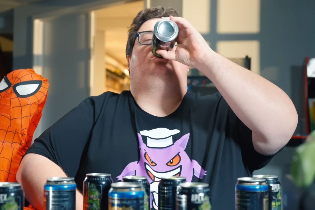 10分钟狂喝12罐能量饮料!36岁宅男下场超惨 器官衰竭险丢命