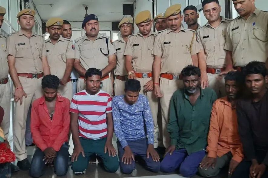 14岁少女“遭11男集体性侵” 活人关火窑烧到剩骨头!掀印度公愤