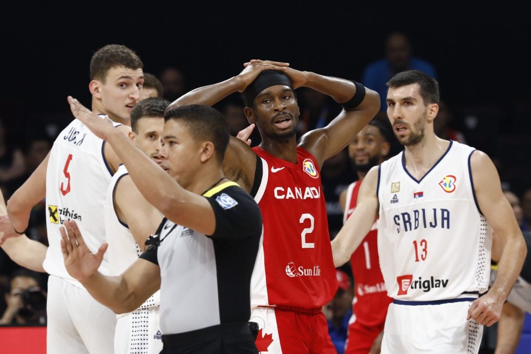 2023年FIBA世界杯男篮赛| 团队篮球力克加拿大 塞尔维亚闯决赛