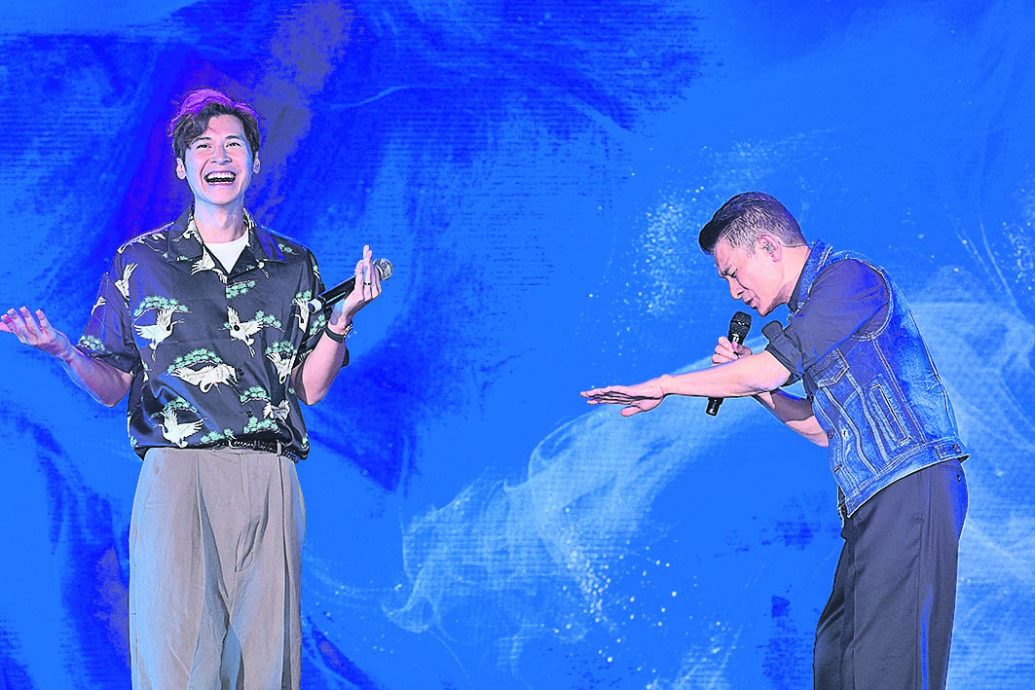 62岁生日|刘德华晒妻女百张私照 亲点陶大宇唱《倒转地球》