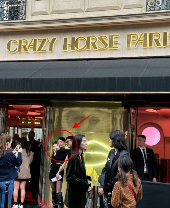 Baby张嘉倪看Lisa疯马秀 网怒轰 ：站台色情产业