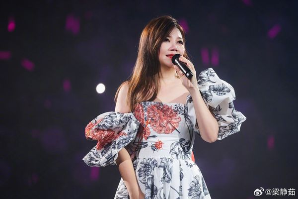 梁静茹飙唱《燕尾蝶》破音 网惊喊:像快断气