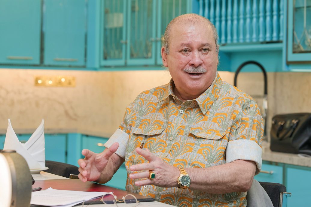 “永远以人民为优先” 柔苏丹准备接任元首