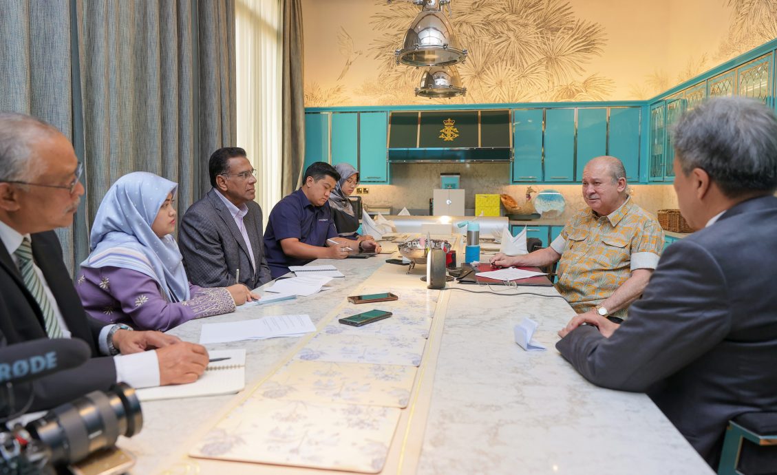 “永远以人民为优先” 柔苏丹准备接任元首