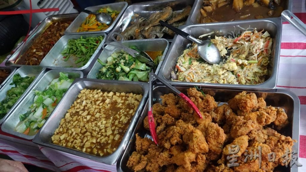 ★9月17日刊登/大霹雳封底主文/【人气美食】/和丰民记杂菜饭