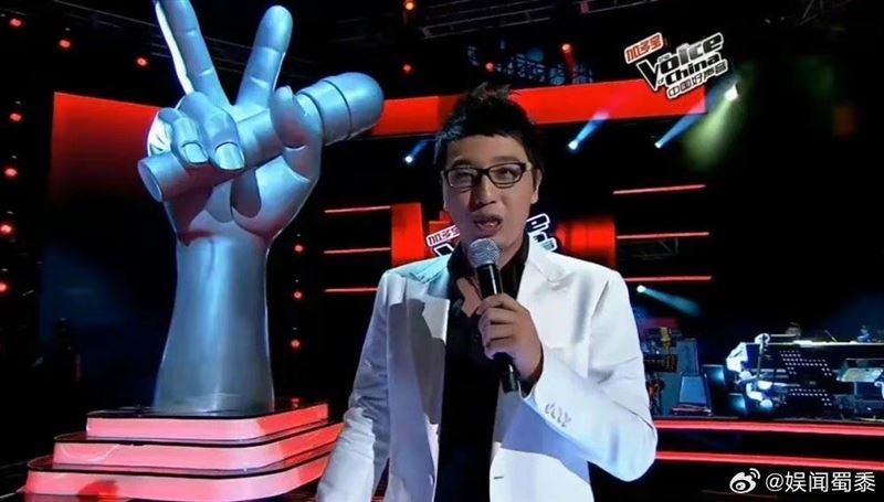 《好声音》主持人“被带走调查” 网轰:罪有应得