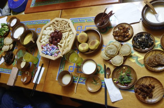 【中国】从沙漠到草原，看内蒙古的现代与传统