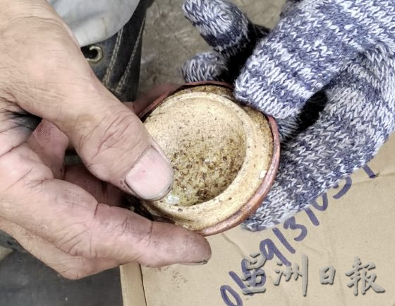 【行走江壶/02】喝茶喝出的绝活──用修车技艺修壶,再造茶壶新生命