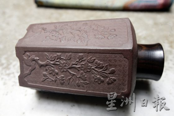 【行走江壶／03】喝茶喝出的爱好──玩壶品壶，紫砂壶玩不起，偏爱收藏老壶