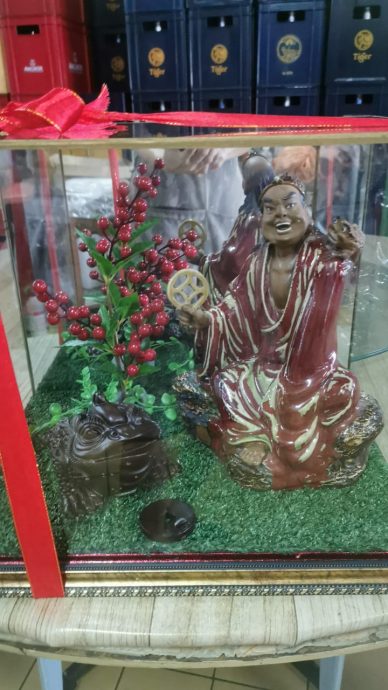东：天圣宫·神诞节目精彩