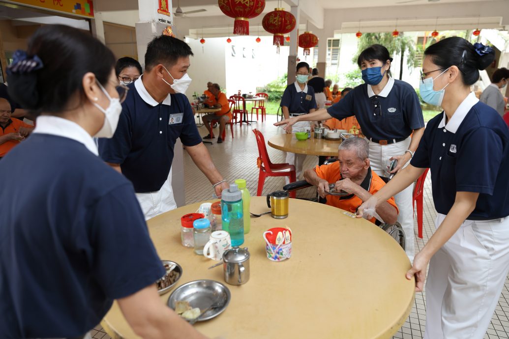 东：慈济到访安老院同庆中秋